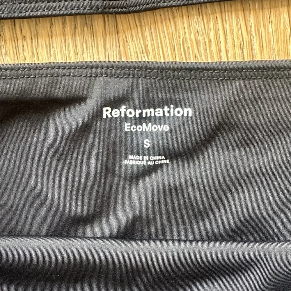 Reformation Ecomove Cindy Set Size Small - shorts with tags! - Picture 3 of 6